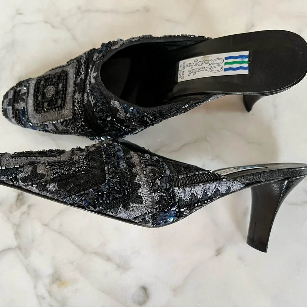 Vintage Arnold Churgin Silk Beaded Mule Size 4 1/2 (fits like size 5) - Picture 8 of 10